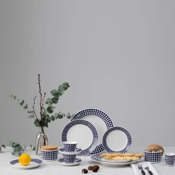 Adam bord, Ø 28 cm.