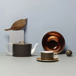 Arris theepot, accent