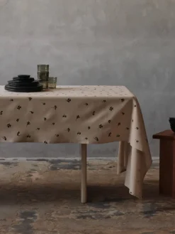 Baies tafelkleed 150x240 cm, Natural-dark chocolate