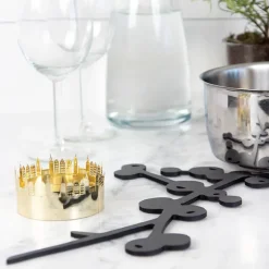 Berry pannenonderzetter, Zwart