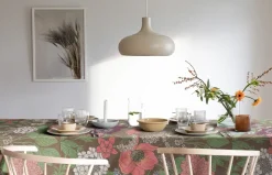 Blomsterfång tafelkleed 145x145 cm, Multi