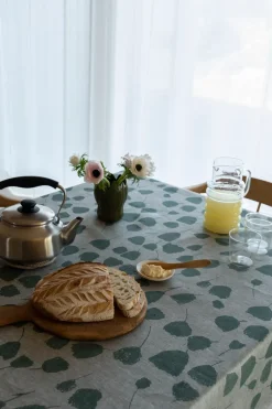 Bouquet tafelkleed 147x147 cm, Groen-off-white