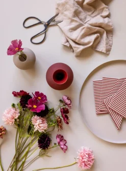 Broken Lines servet 33x33 cm 20-pack, Berry-white