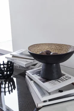 By Hand schaal op voet Ø31,5x20 cm, Sand