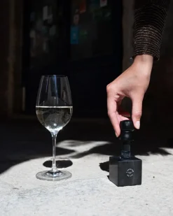 Champagne kurkstop, Zwart-marmer