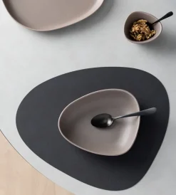 Curve Stoneware diep bord 19x22 cm, Warm grey