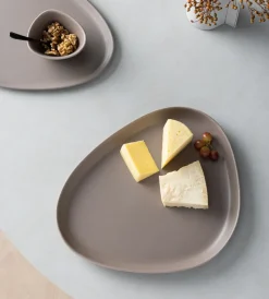 Curve Stoneware serveerschaal 30x35 cm, Warm grey