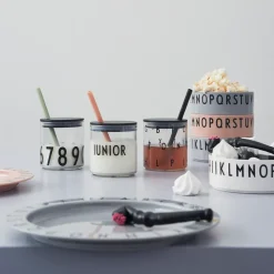 Design Letters Kids Personal Tritan glas, 123