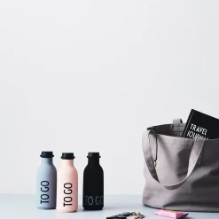 Design Letters TO GO drinkfles, Zwart