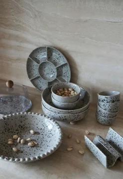 Ditte diepe serveerschotel, Grijs-zwart