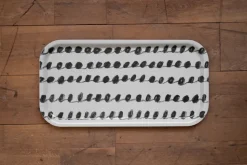 Dot dienblad 22x43 cm, Black-white