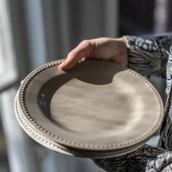 Dots bord 28 cm 4 stuks, Beige