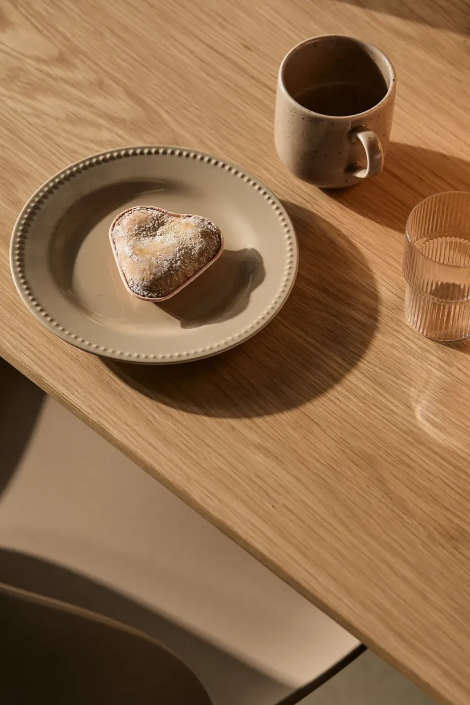 Dots klein bord 22 cm 4 stuks, Beige