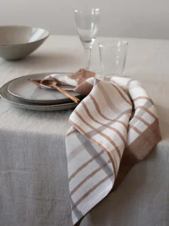 Ella servet 50x50 cm, Hazelnut checkered