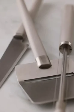 Emma kaassnijder 24 cm, Humus