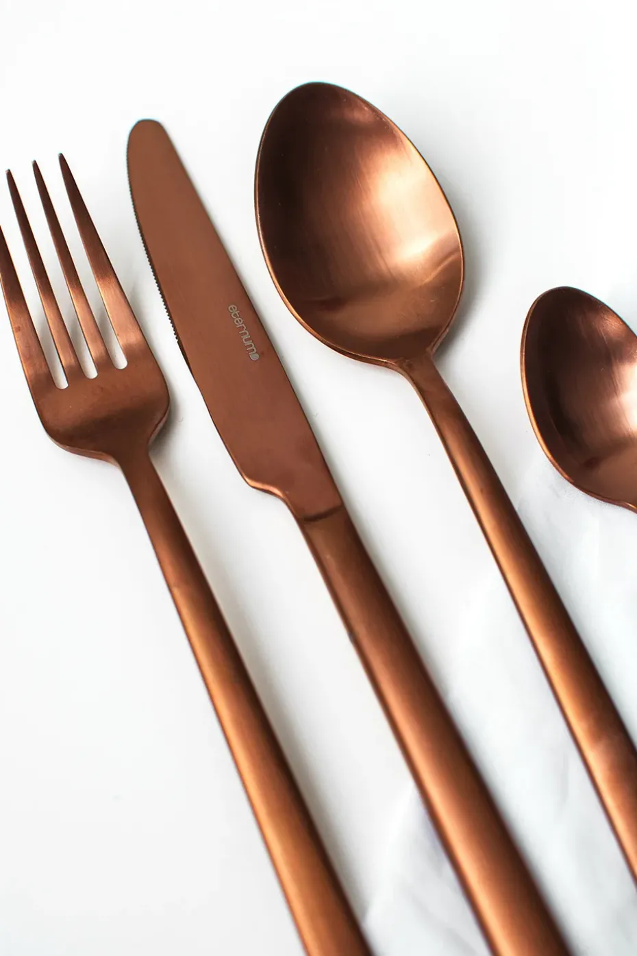 Eternum Nardo bestekset 16-delig, Koperkleurig