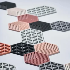 Hexagon pannenonderzetter, warm grey (warmgrijs)