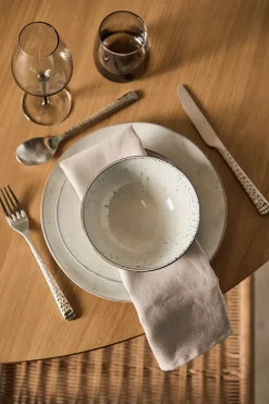 Hune bestek 16-delig, Brushed satin hammered