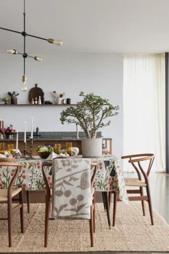 Kersenboomtuin tafelkleed, Beige, 145x250 cm