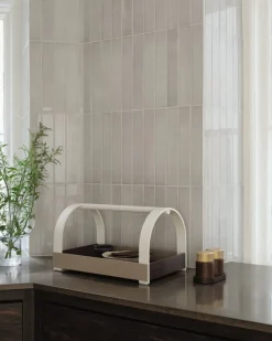 Kydo dienblad met handgrepen 40,5x27x23,5 cm, Donkere eik-beige white