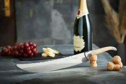 Laguiole By Hâws champagnesabel 27 cm, Olijfhout-roestvrij staal