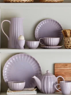 Latina eierdop, Rose