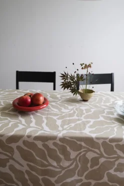 Leaves borsduk 149x250 cm, Sand