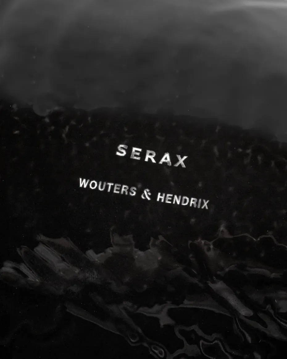 Les Objets Mouleversants Marcel kom M 14x30,5 cm, Black