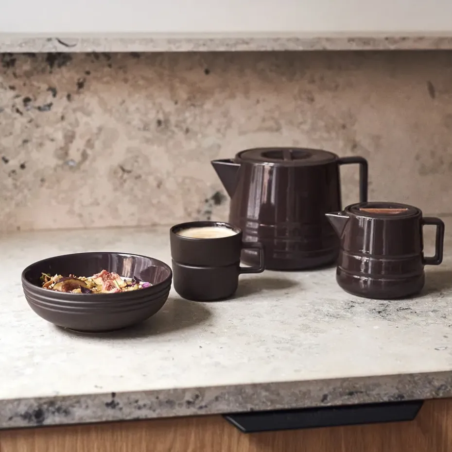 Lines theepot 1,5 liter, bruin