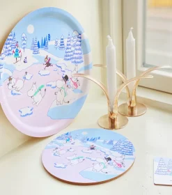 Moomin dienblad winter 2022 Ø31 cm, Blauw-wit-roze