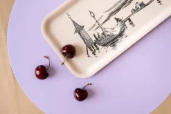 Moomin dienblad 13x27 cm, The pier