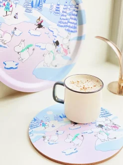 Moomin pannenonderzetter winter 2022 Ø21 cm, Blauw-wit-roze