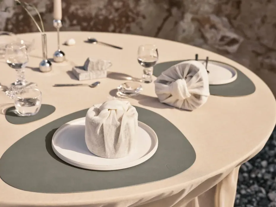 Nupo placemat curve L, Flint grey