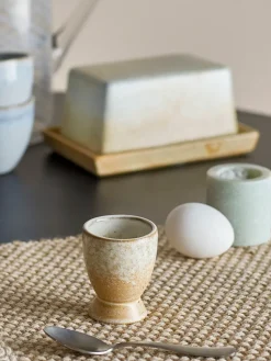 Paula eierdop, Nature