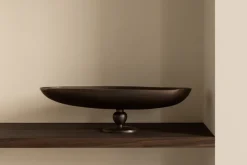 Pavot serveerschaal op voet, Bruin