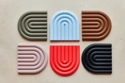 Rainbow placemat 15x15 cm, Cherry red