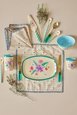 Rice melaminebeker medium, Arda bloom