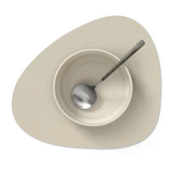 Serene placemat curve S 24x28 cm, Cream