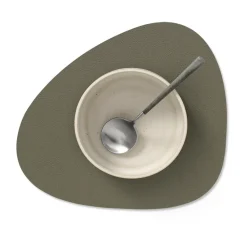 Serene placemat curve S 24x28 cm, Moss