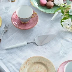 Skaugum taartschep, Pure White