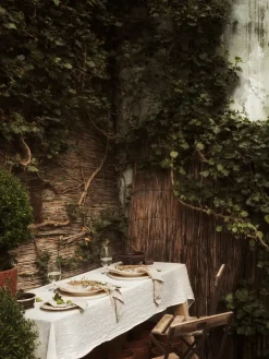 Stripes bord Ø28 cm, Cinnamon