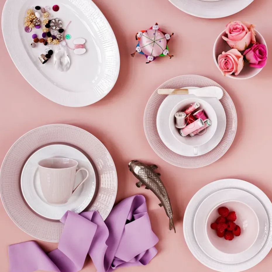 Swedish Grace bord Ø27 cm, ice (lichtblauw)